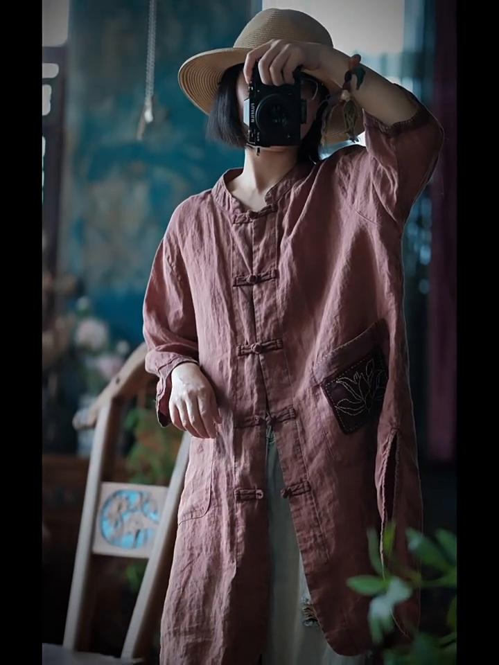 Manteau vintage en lin brodé de lotus