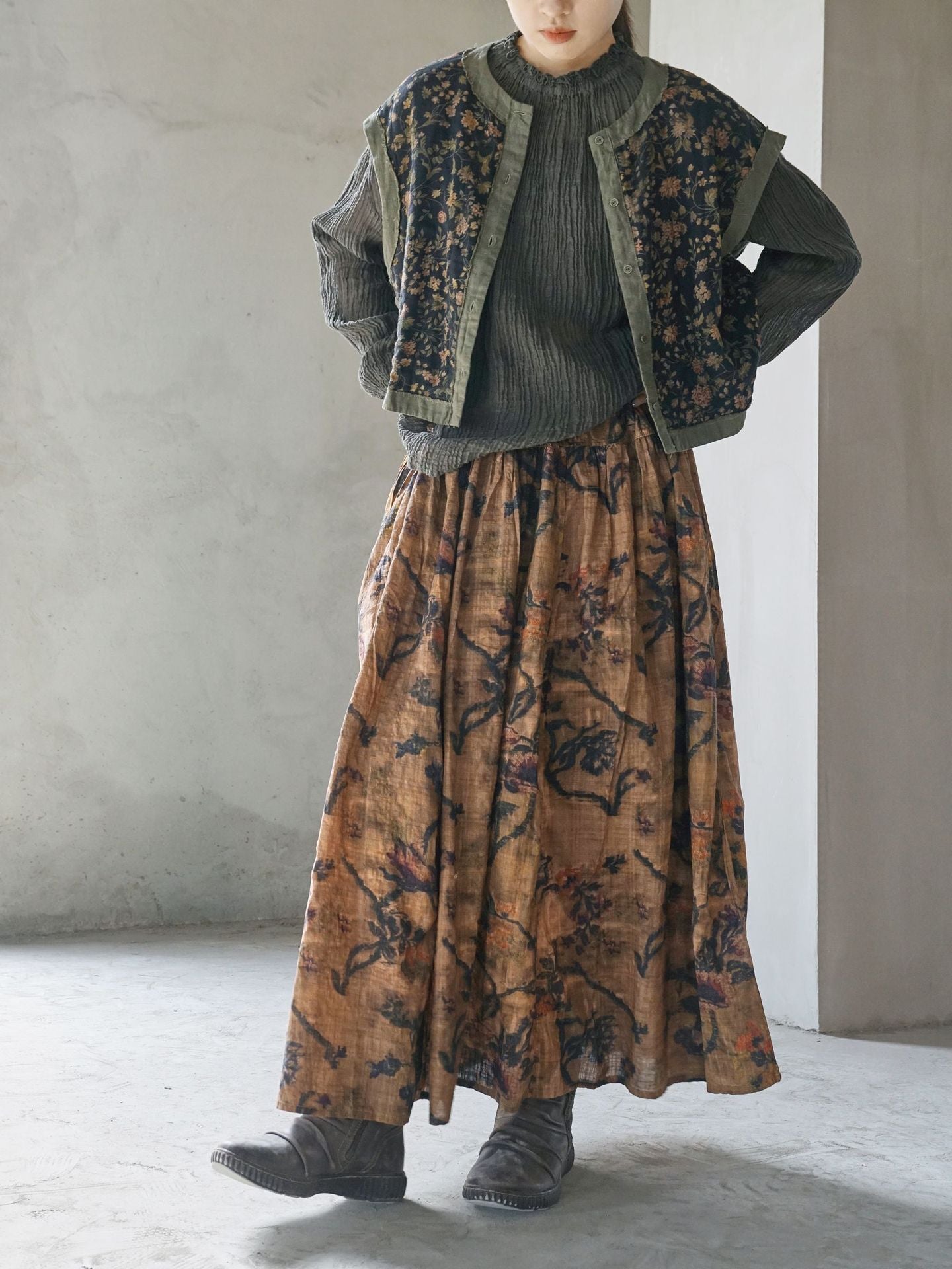 Gilet vintage à fleurs sauvages