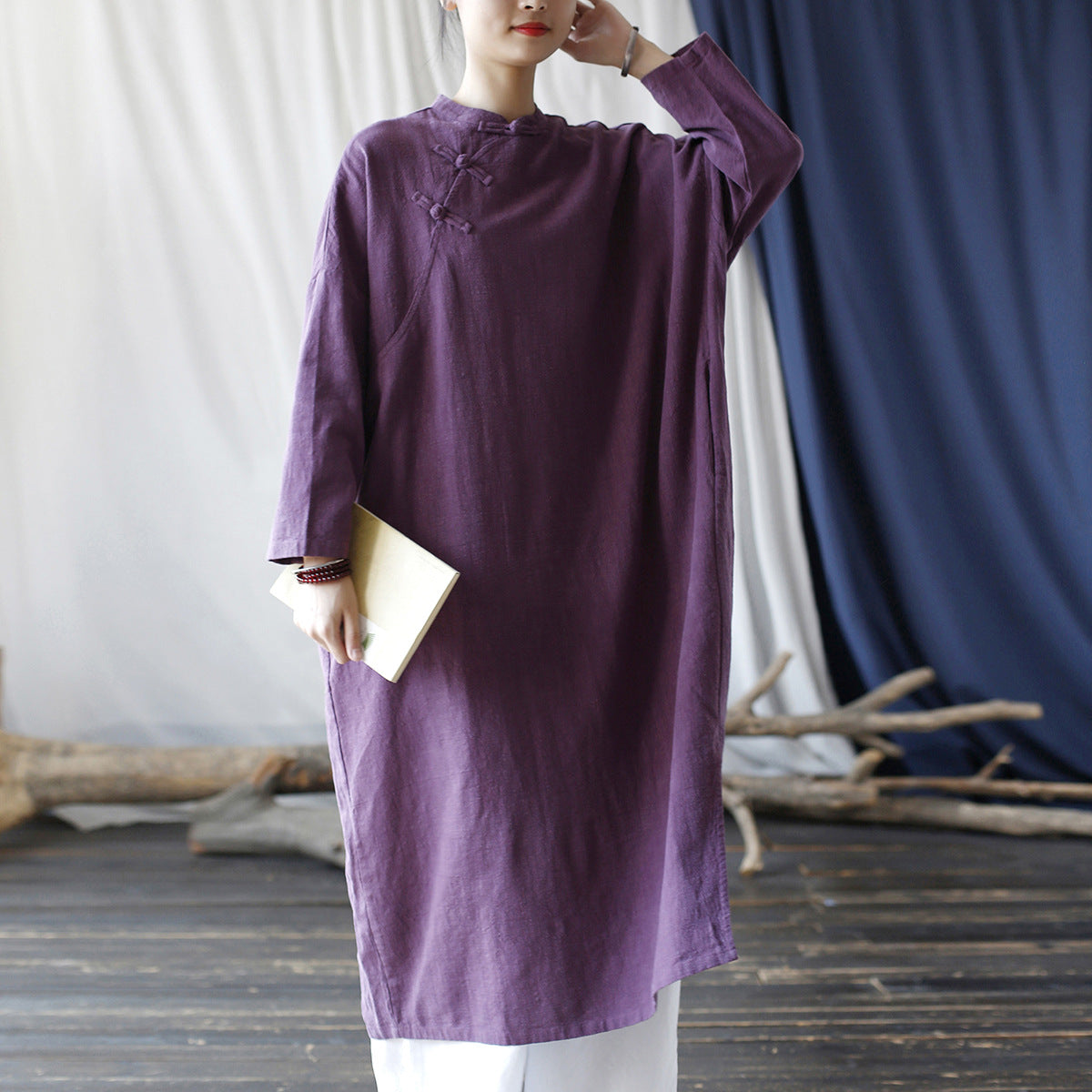 Vestido túnica extragrande con botones de ramio
