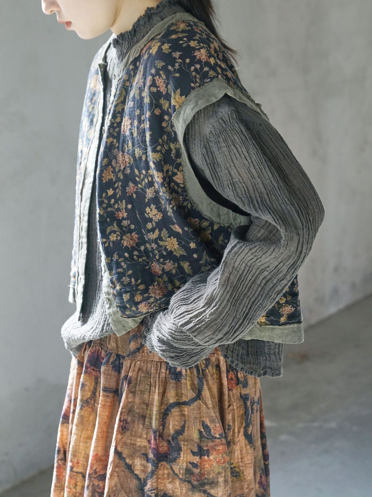 Gilet vintage à fleurs sauvages