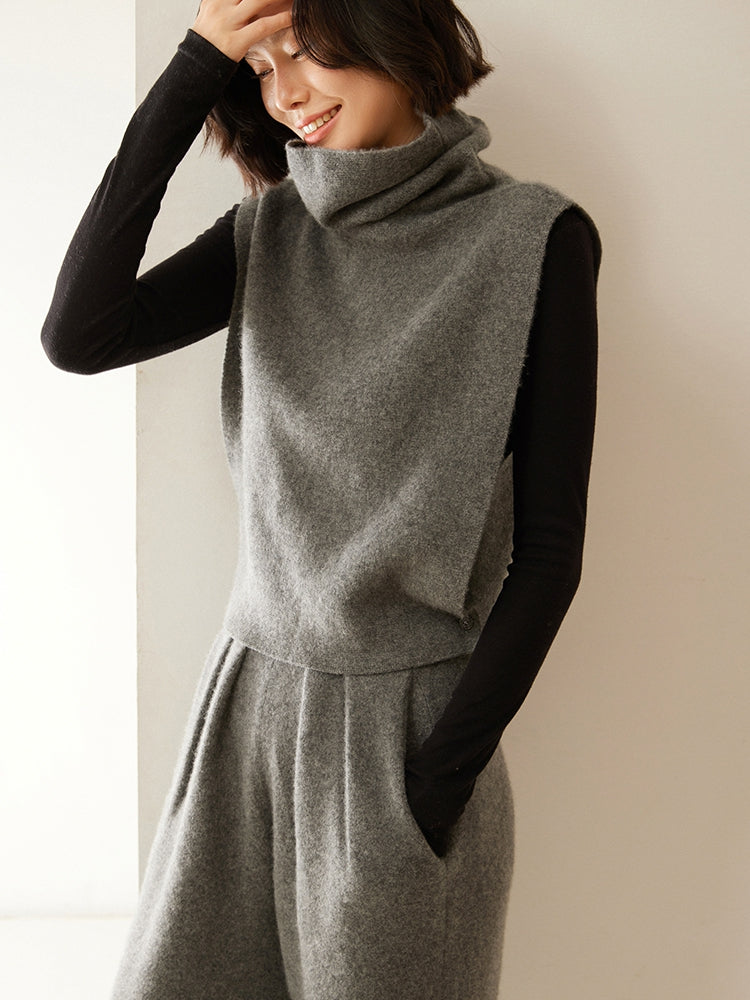 Elegante blusa de punto con cuello alto
