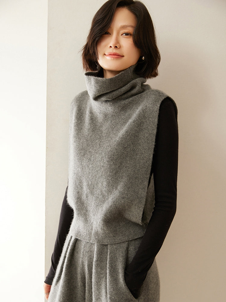 Elegante blusa de punto con cuello alto