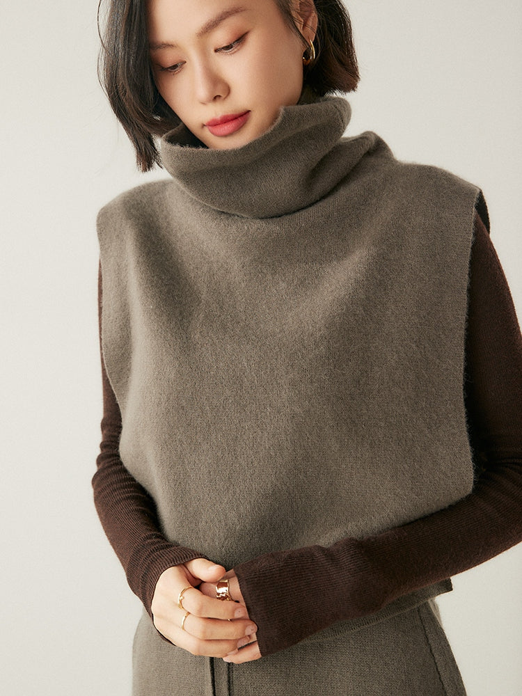 Elegante blusa de punto con cuello alto