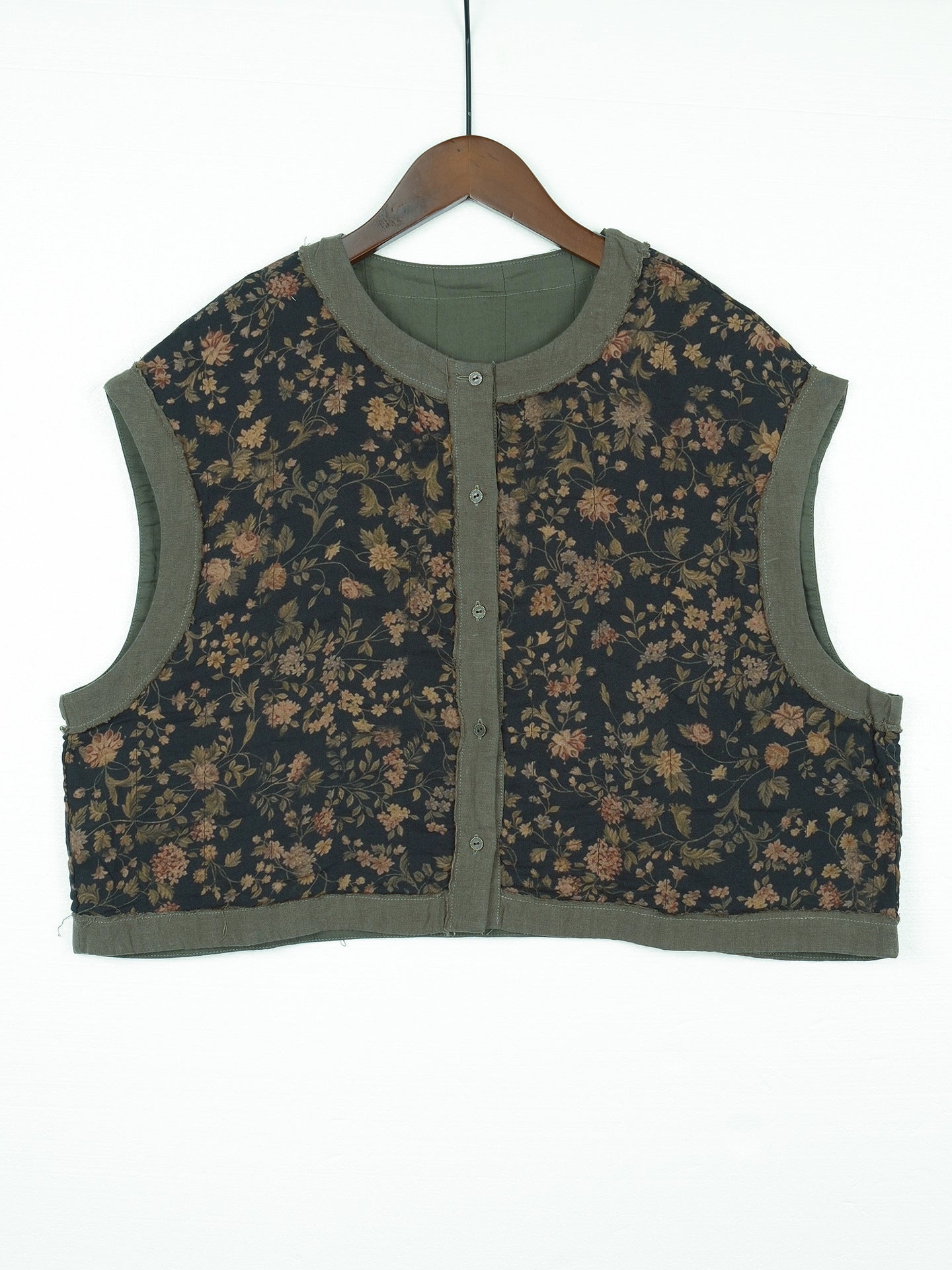 Gilet vintage à fleurs sauvages