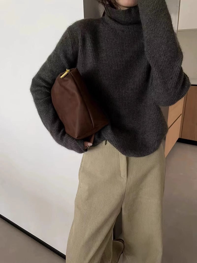Pull col roulé en cachemire élégant