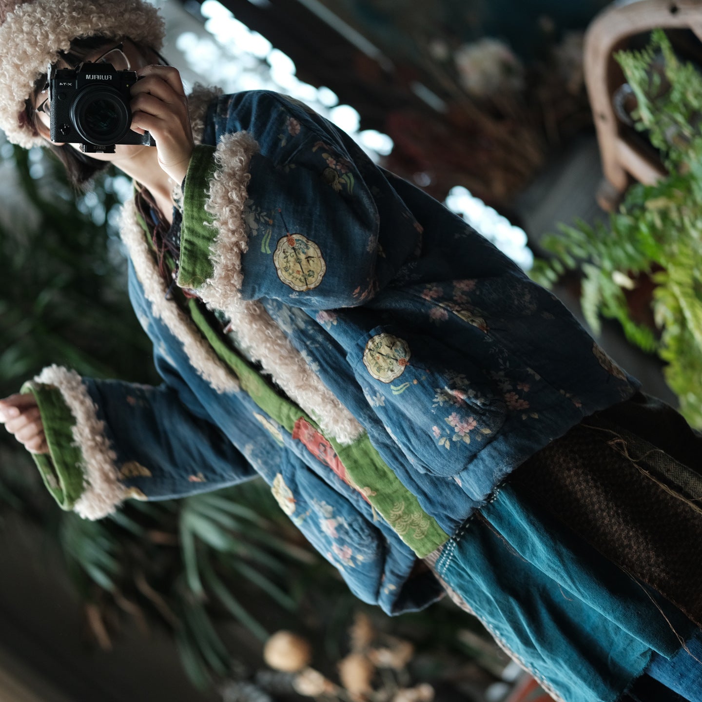 Vintage Winter Reversible Patchwork Cotton Linen Jacket – Floral Print, Lamb Fleece Trim Parka