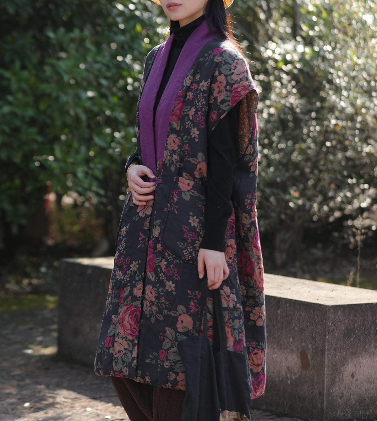 Retro Ethnic Padded Cotton Vest – Sleeveless, Silk Lined