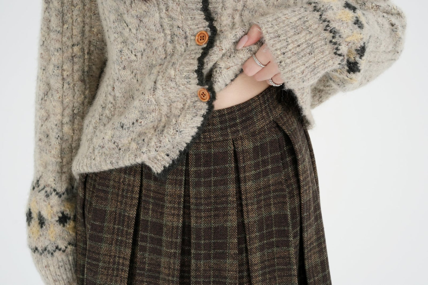 Retro Check Midi Skirt – Plaid, Pleated, Elastic Waist