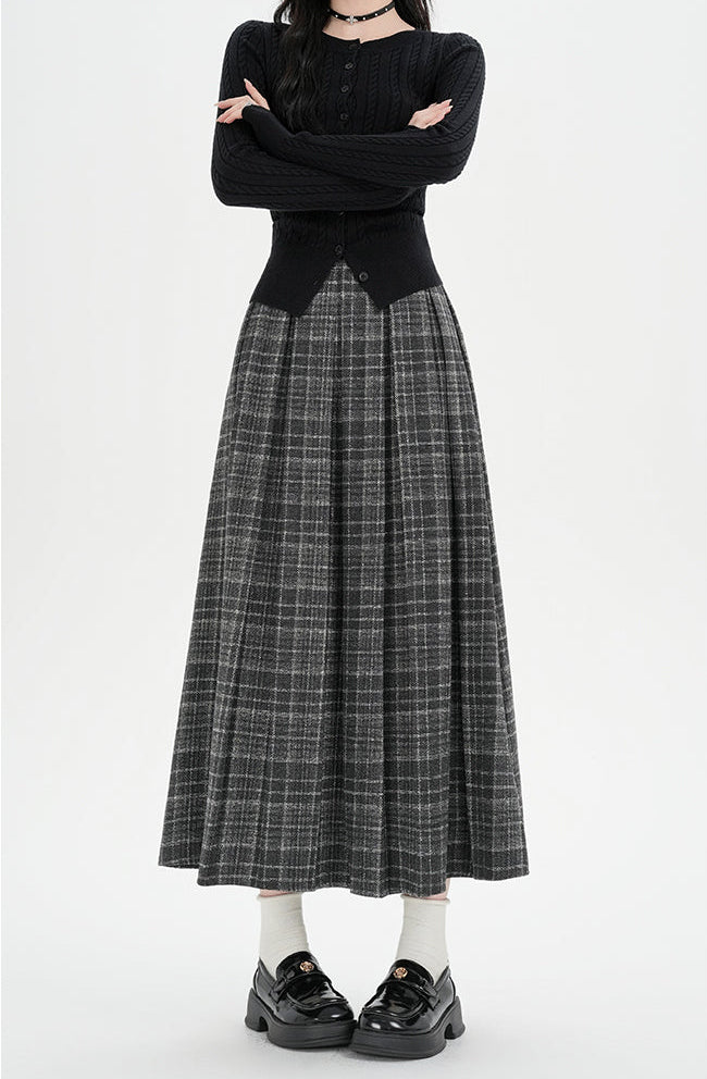 Retro Check Midi Skirt – Plaid, Pleated, Elastic Waist