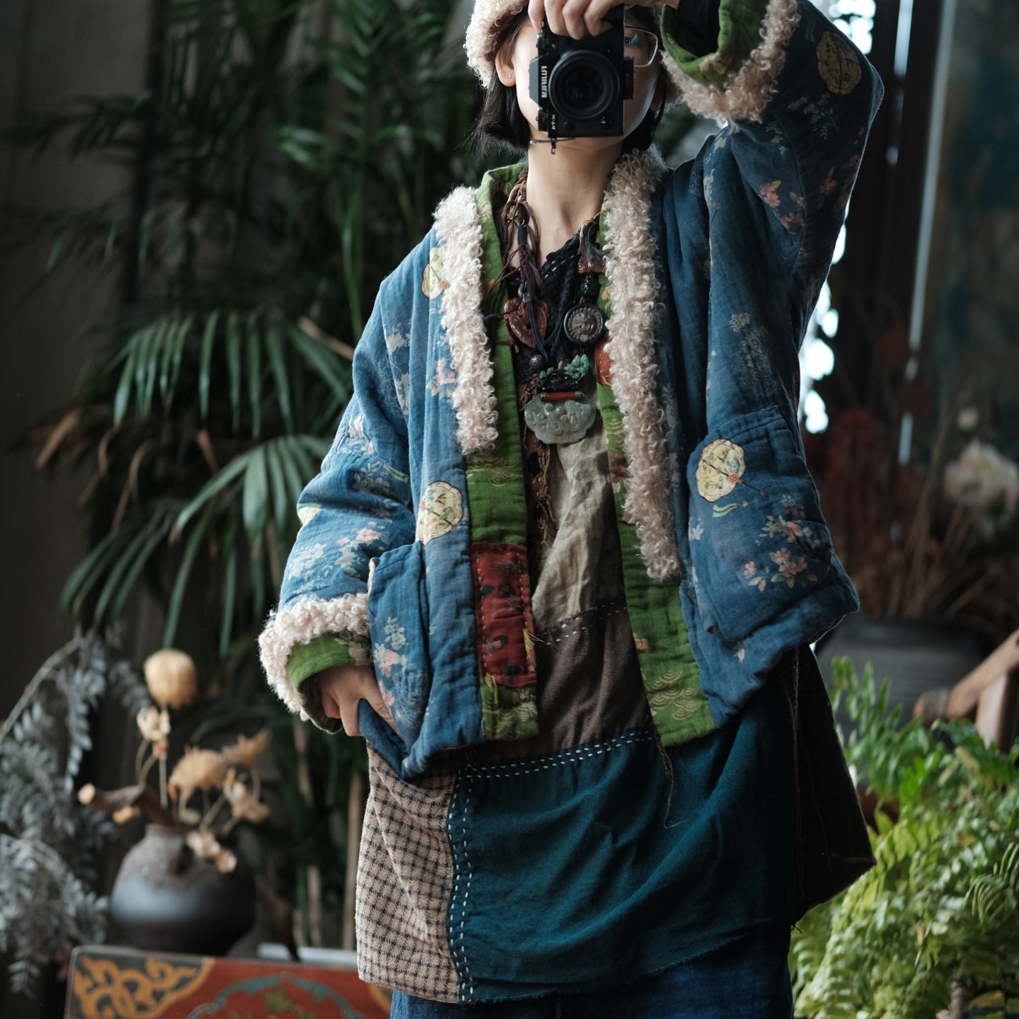 Vintage Winter Reversible Patchwork Cotton Linen Jacket – Floral Print, Lamb Fleece Trim Parka